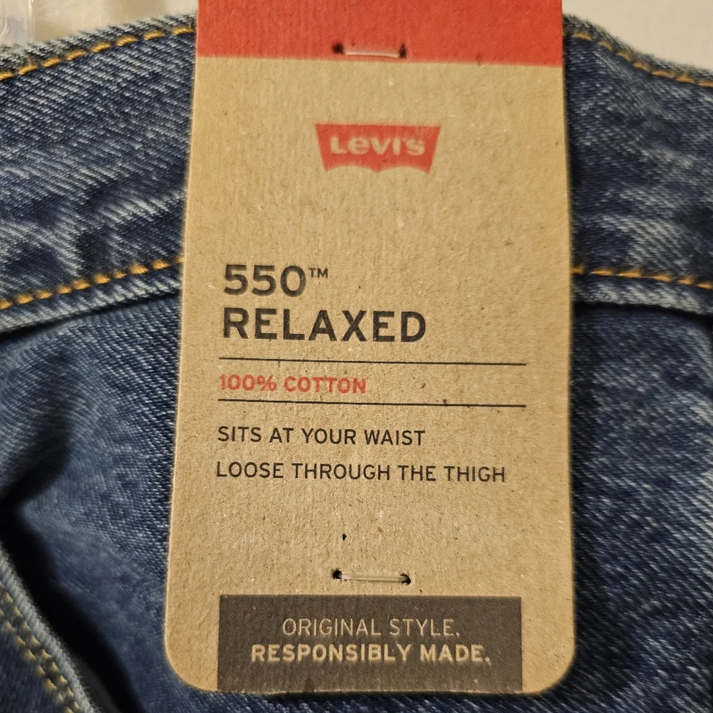 Levi's 550 Jeans Relaxed Fit 100% Cotton Men's Size 50 X 32 NWT